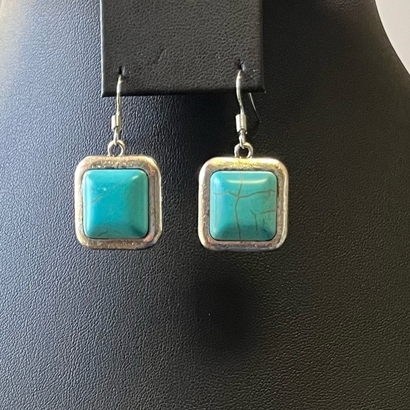 Women’s Vintage Square Semiprecious Stone Earrings Silvertone - Picture 4 of 13
